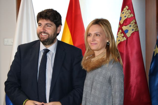 Fernando López Miras recibe a la alcaldesa de Las Torres de Cotillas