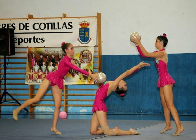 El 'Cronos JM Puente Tocinos' triunfa en el 'X Trofeo de Gimnasia Rítmica Villa de Las Torres'