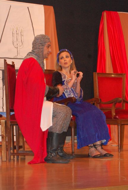 El grupo teatral 'Tejuba' torreño también triunfa en el certamen de Lorquí con 'La Venganza de Don Mendo'