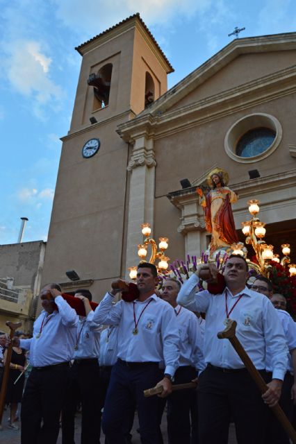 El Sagrado Corazón no falta a la tradición y procesiona por Las Torres de Cotillas