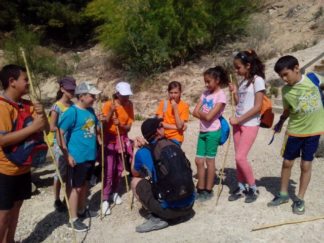 El taller juvenil de ocio saludable del barrio del Carmen torreño se fue de excursión