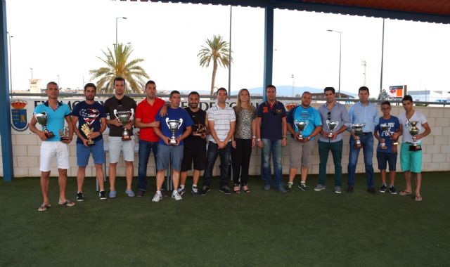 Las ligas de aficionados torreños de pádel, fútbol sala y fútbol 7 entregan sus trofeos