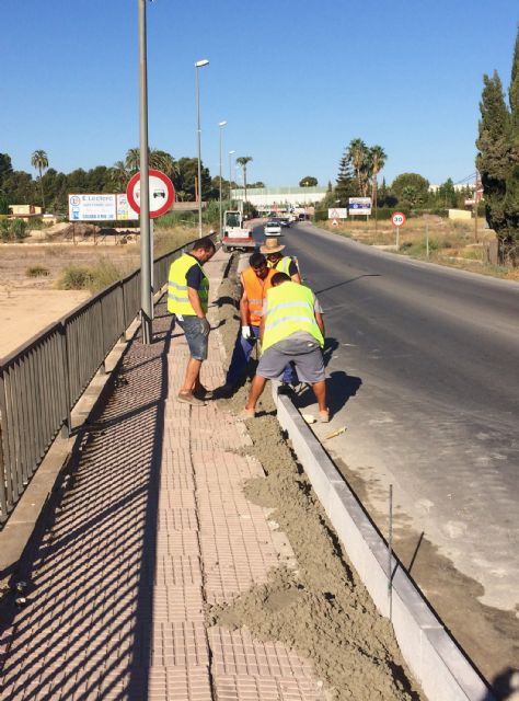 La Media Legua torreña refuerza la seguridad de sus peatones