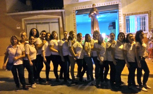 La romería marca el ecuador de las fiestas de la pedanía torreña de La Media Legua