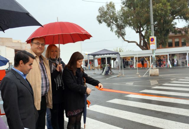 Arranca la 'V Feria Outlet' de Las Torres de Cotillas con descuentos de hasta el 70%