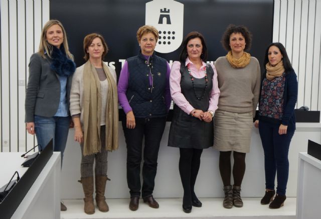 La asociación 'Columbares' inicia un programa de dinamización comunitaria en el barrio del Carmen torreño