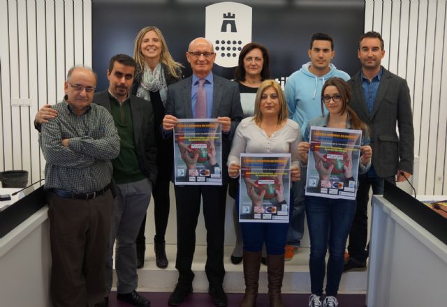 Balonmano navideño en Las Torres de Cotillas contra el cáncer infantil