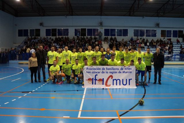 El 'I Torneo Benéfico de Balonmano' de Las Torres de Cotillas recauda 1.500 euros contra el cáncer infantil