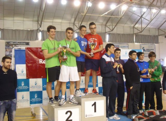 Los torreños triunfan en la la final regional de bádminton escolar