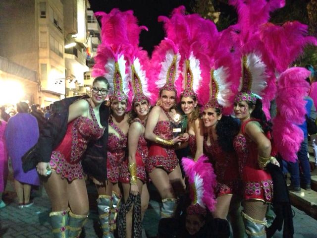 La comparsa torreña 'Timanfaya' gana el premio foráneo del Carnaval de Torrevieja