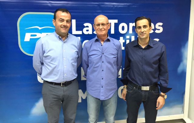 Coronado lleva a Los Pulpites su gestión y sus proyectos de futuro para Las Torres de Cotillas