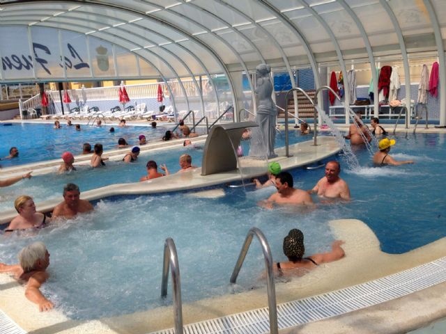 Fin de curso en el balneario de Fortuna para los usuarios del servicio municipal de gerontogimnasia torreño