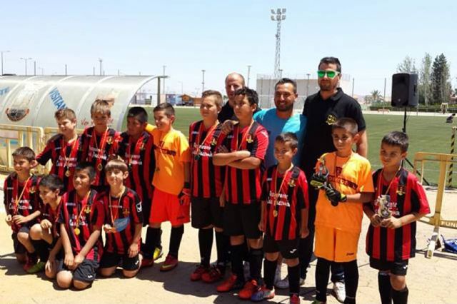 El Atlético Torreño cierra una gran temporada culminada con dos ascensos