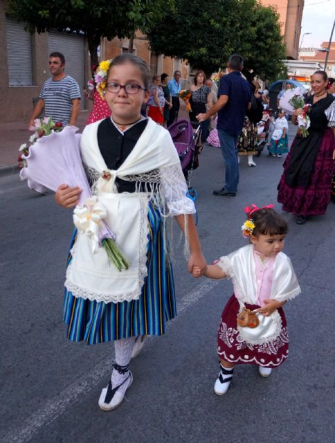 Los torreños celebran en sus fiestas la tradicional ofrenda de flores y frutos a la Virgen de la Salceda