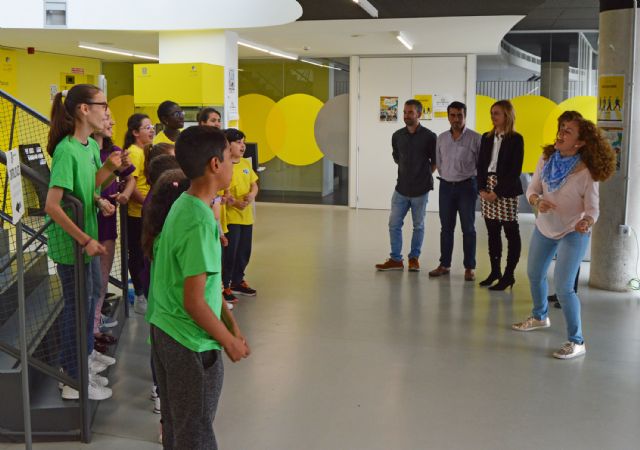 Los escolares torreños sacaron la música a la calle un año más