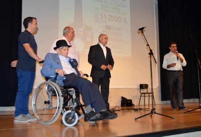 Las Torres de Cotillas disfruta de una gran fiesta internacional del trovo