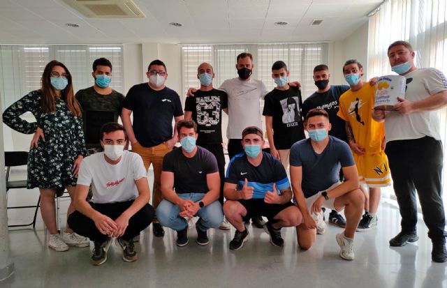 Concluye la parte teórica de la nueva edición del curso de metalgráfico en el que colaboran el Ayuntamiento y Crown Food