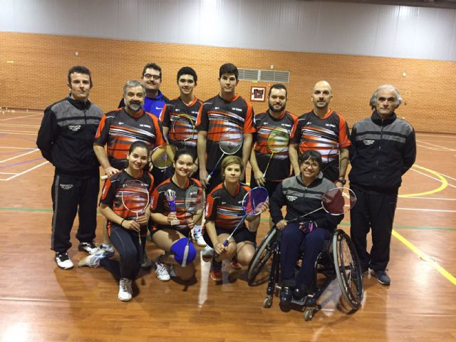 El 'Bádminton Las Torres', subcampeón del Regional de clubes