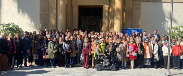Los populares torreños en el foro 'La suerte de ser mujer'