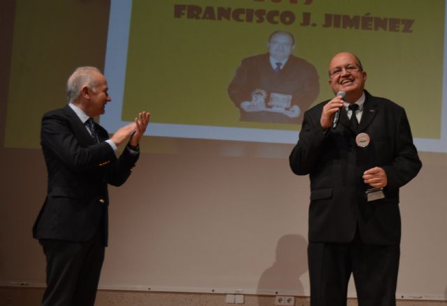 Francisco J. Jiménez, Grupo Fuentes, los IES Salvador Sandoval y La Florida, y los arqueros Mónica Puche y Damián Ordóñez, distinguidos como 'Torreños del Año'