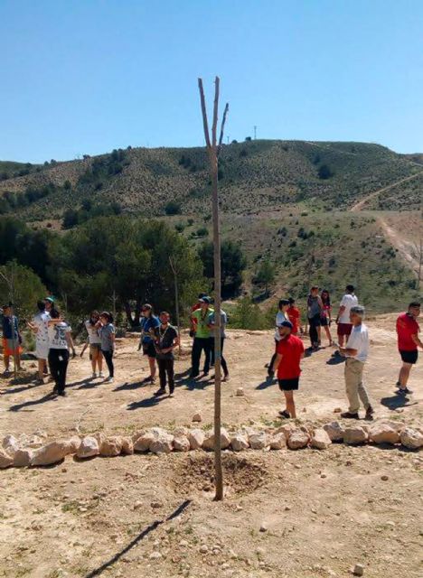 La Rambla Salada acogió en Las Torres de Cotillas una jornada de voluntariado medioambiental