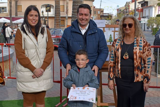 El concurso escolar de tarjetas navideñas entrega sus premios