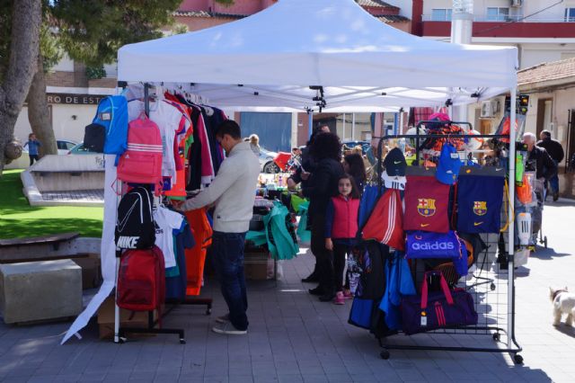 Las Torres de Cotillas disfruta por primera vez de su 'Plaza del Comercio'