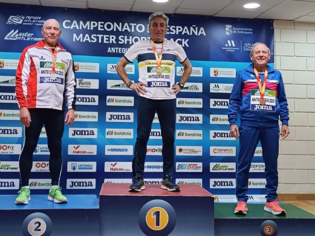 Los Salinas se cuelgan un oro, dos platas y un bronce en el campeonato de España de atletismo máster