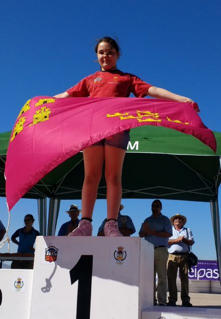 La torreña Mónica Gómez, campeona nacional infantil de tiro con arco