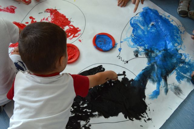 Arranca una novedosa escuela de verano para familias del CAI 'Titina' y la Escuela Infantil 'Virgen de la Salceda'