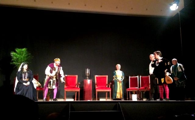Las 'Presas' del grupo 'Carafur y la Baranda' ganan el 'V Certamen Juan Baño' de teatro amateur torreño