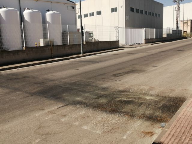 Peligro para peatones y conductores en Las Torres de Cotillas