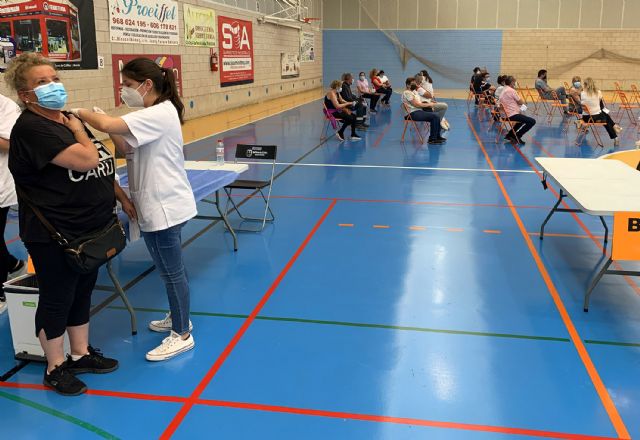 Los torreños mayores de 70 años, convocados para la 3ª dosis de la vacuna contra la COVID y para la de la gripe