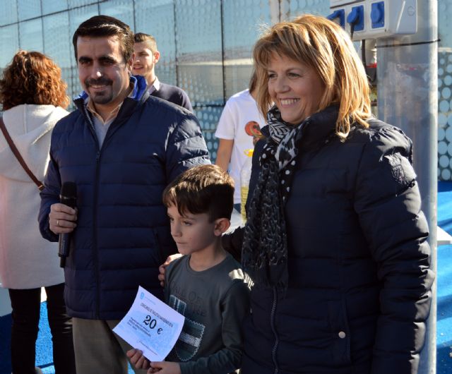 Premiados los ganadores del concurso escolar de postales navideñas