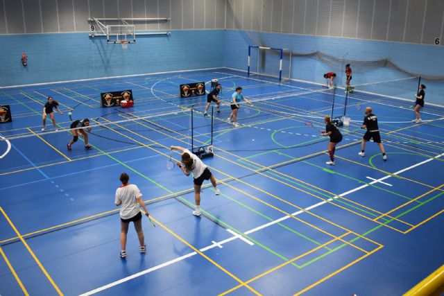 El Bádminton Las Torres sigue firmando una gran campa&ntilde;a y deslumbra en los campeonatos autonómicos sub-17 y sénior con 15 medallas