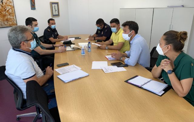 Cierre del polideportivo municipal y de las zonas exteriores de las escuelas de verano por la ola de calor