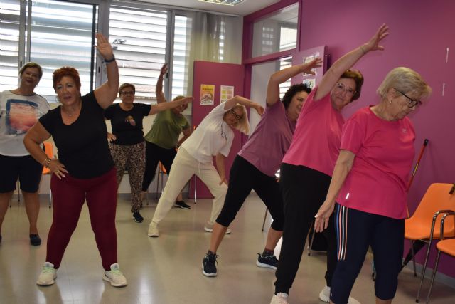 Arranca el programa gratuito de gerontogimnasia 2025-26 con 12 sedes en barrios y pedanías