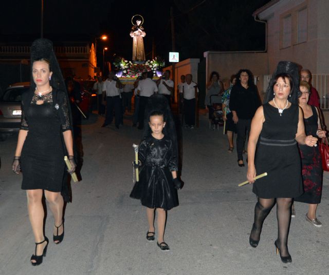 La procesión de San Francisco de Asís despide las fiestas de La Media Legua torreña