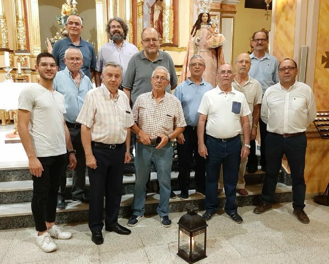 La Campana de Auroros 'Nuestra Señora del Rosario' de Las Torres de Cotillas festeja a su Patrona