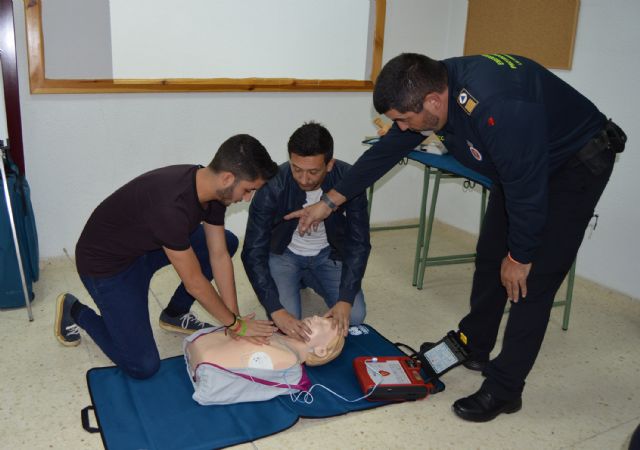 Arranca el nuevo curso municipal para el sector deportivo local sobre el uso del desfibrilador