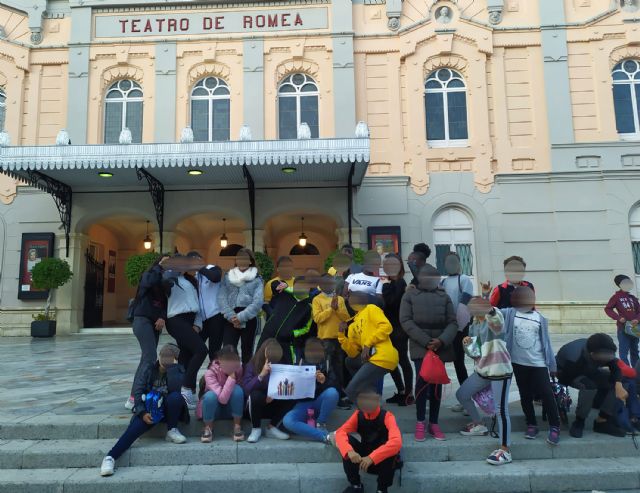 Los más jovenes del barrio del Carmen, de visita por Murcia