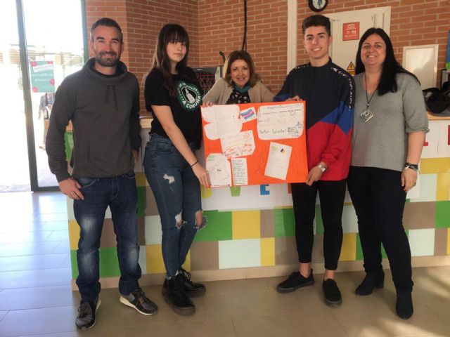 Los corresponsales juveniles del IES La Florida ganan un concurso con un vídeo de promoción del albergue municipal