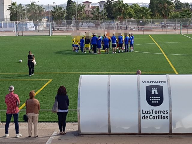 El PP, en el partido amistoso disputado por el Rácing AFES con el Atlético Torreño