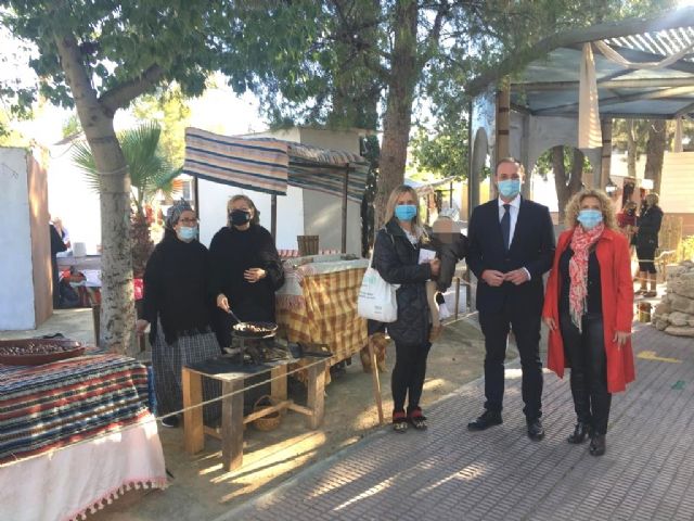 El PP de Las Torres de Cotillas, presente hoy sábado en el Belén Viviente Artesano del Barrio de La Florida de la localidad