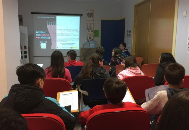 Cerca de 500 alumnos participan en el programa municipal de prevención de drogodependencias y promoción de la salud