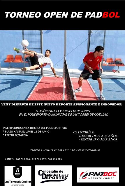 El polideportivo municipal acoge un torneo de pádbol