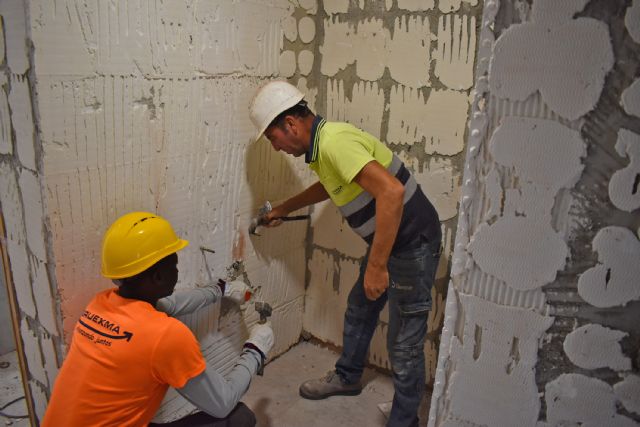 Comienzan las obras para adaptar la Casa Cultura Pedro Serna a las normativas de protección contra incendios y accesibilidad
