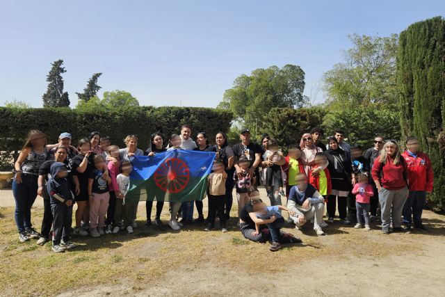 De convivencia familiar en Tentegorra para celebrar el Día del Pueblo Gitano