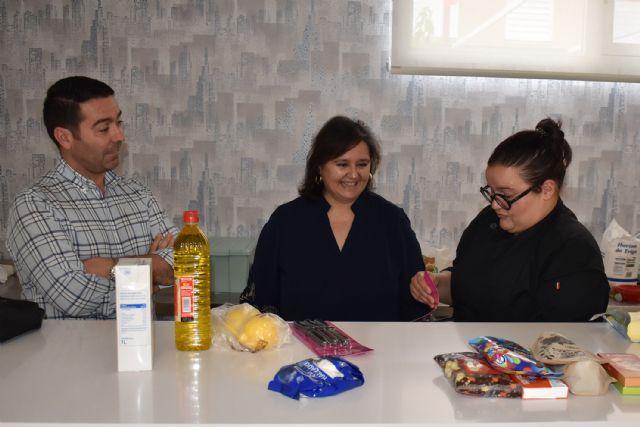 El Centro Intergeneracional se llena de sabor con los talleres de cocina gratuitos para adultos