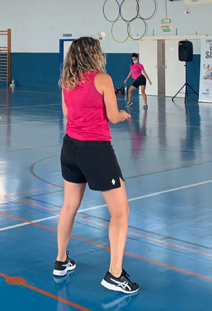 Divertida y saludable sesión de zumba en los 'Domingos saludables' de Las Torres de Cotillas